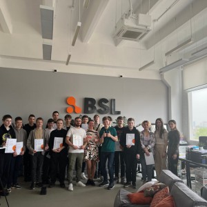 Наши резиденты проходят стажировку в IT-компании BSL - Школа программирования для детей, компьютерные курсы для школьников, начинающих и подростков - KIBERone г. Наро-Фоминск